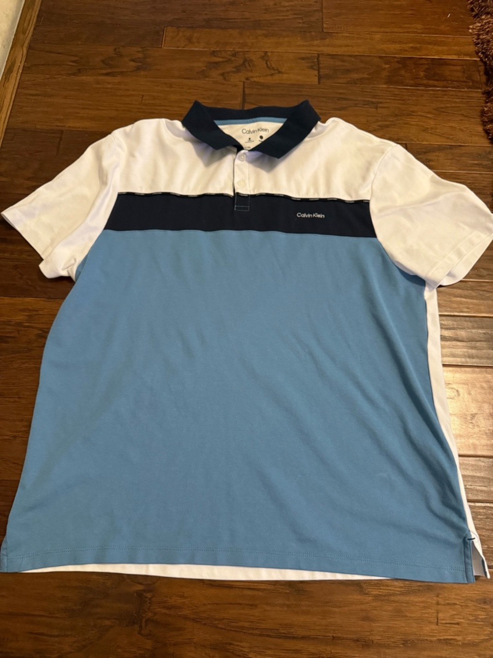 Calvin Klein men polo XL